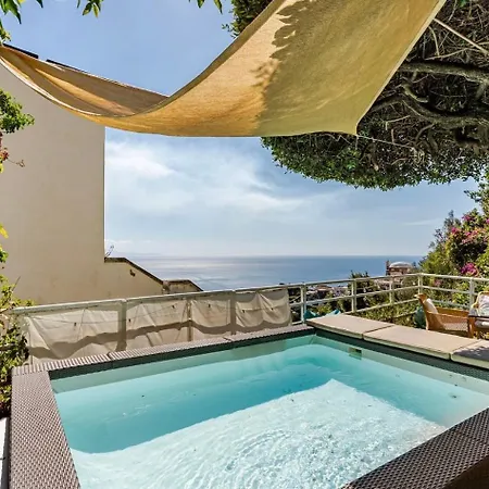 Appartamento Casamia - Sea View And Private Outdoor Hot Tub